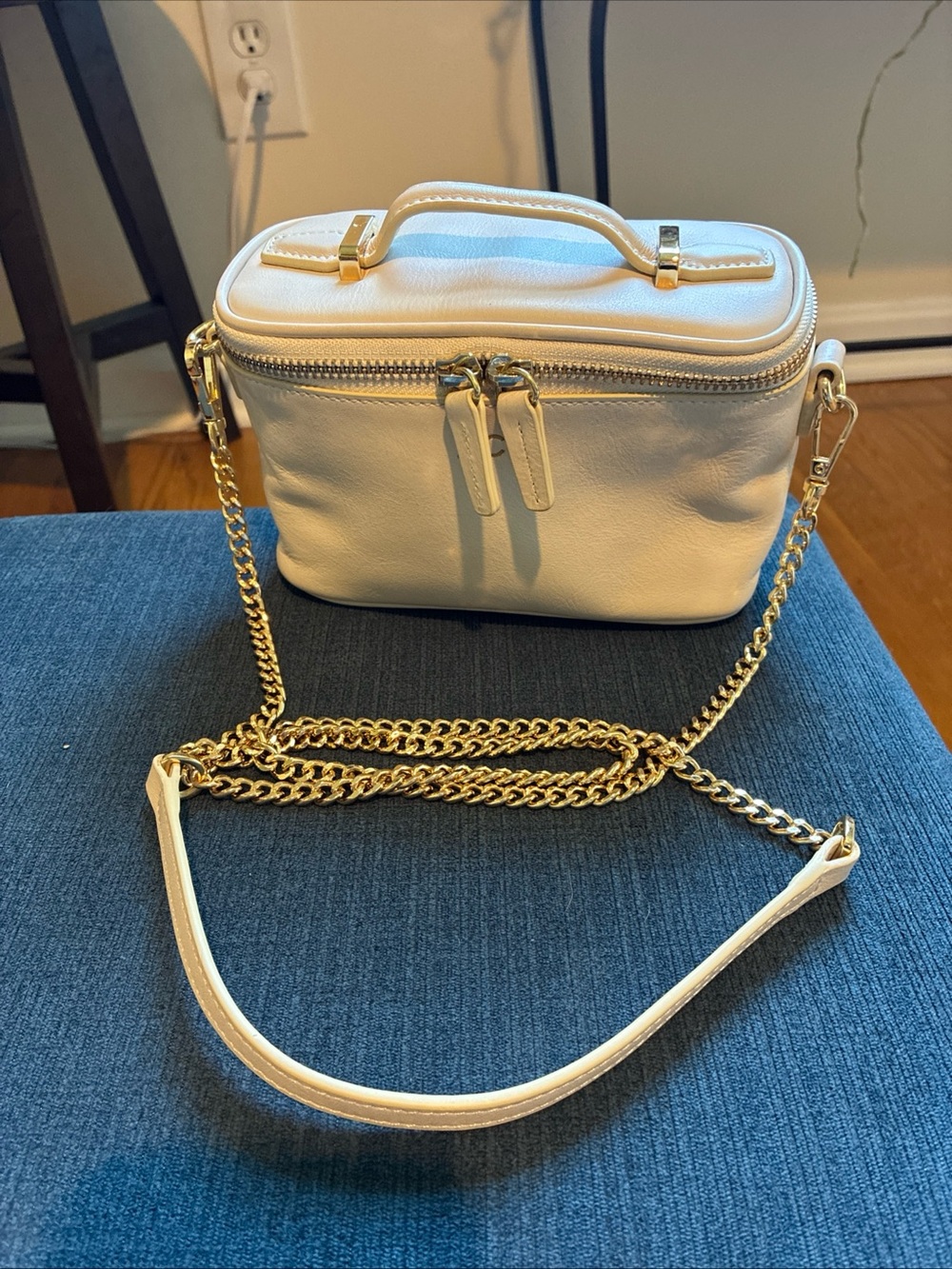 Leatherology Maddie Micro Train Case Crossbody in ivory leather
